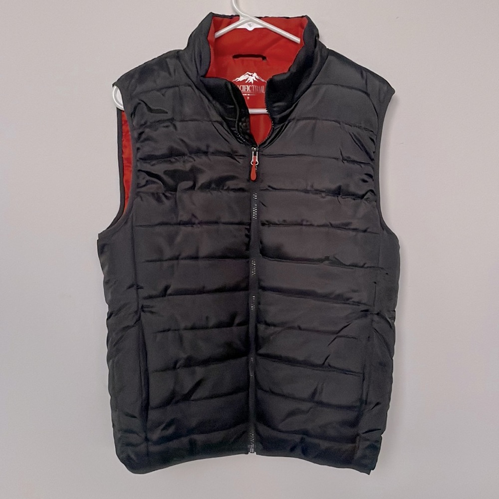 Men’s Small Puffy Vest
